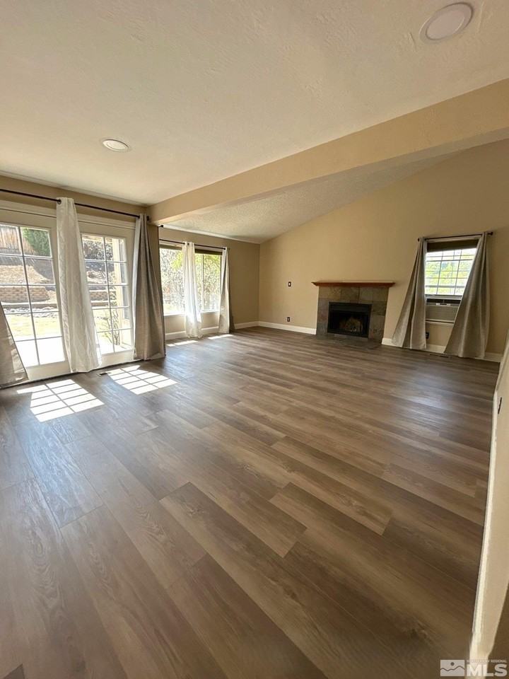 6126 White Water Way - Photo 5 of 19