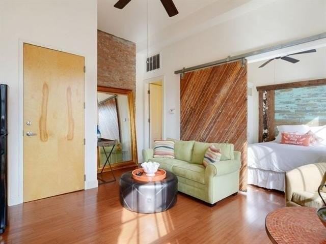 1900 Magazine St #C - Photo 7 of 10