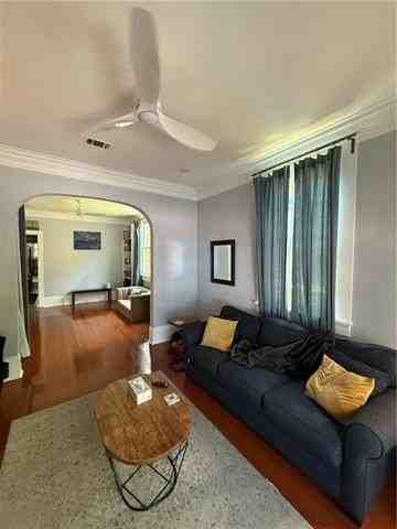 535 Bouny St - Photo 3 of 33