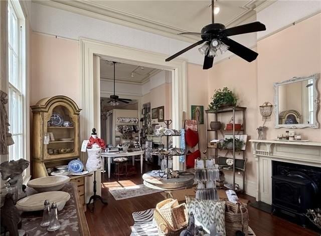 3528 Magazine St - Photo 4 of 7