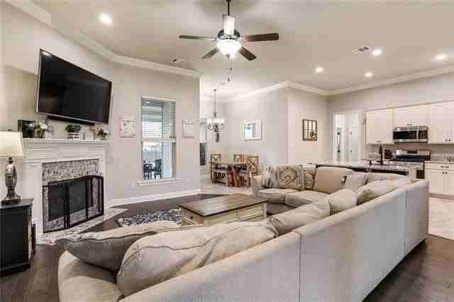 227 Ashton Parc - Photo 2 of 17