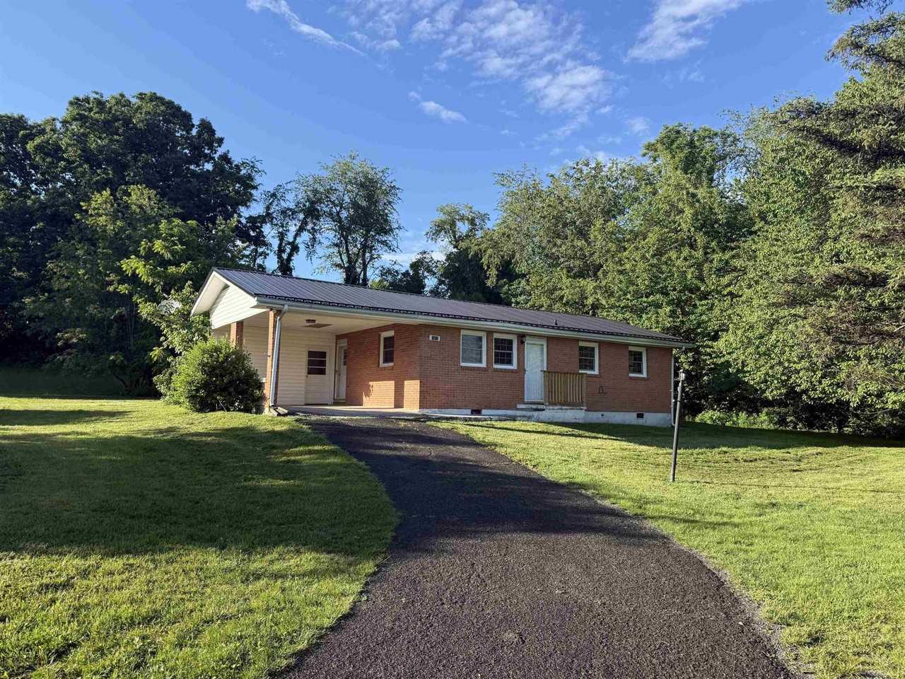 1610 Mud Pike