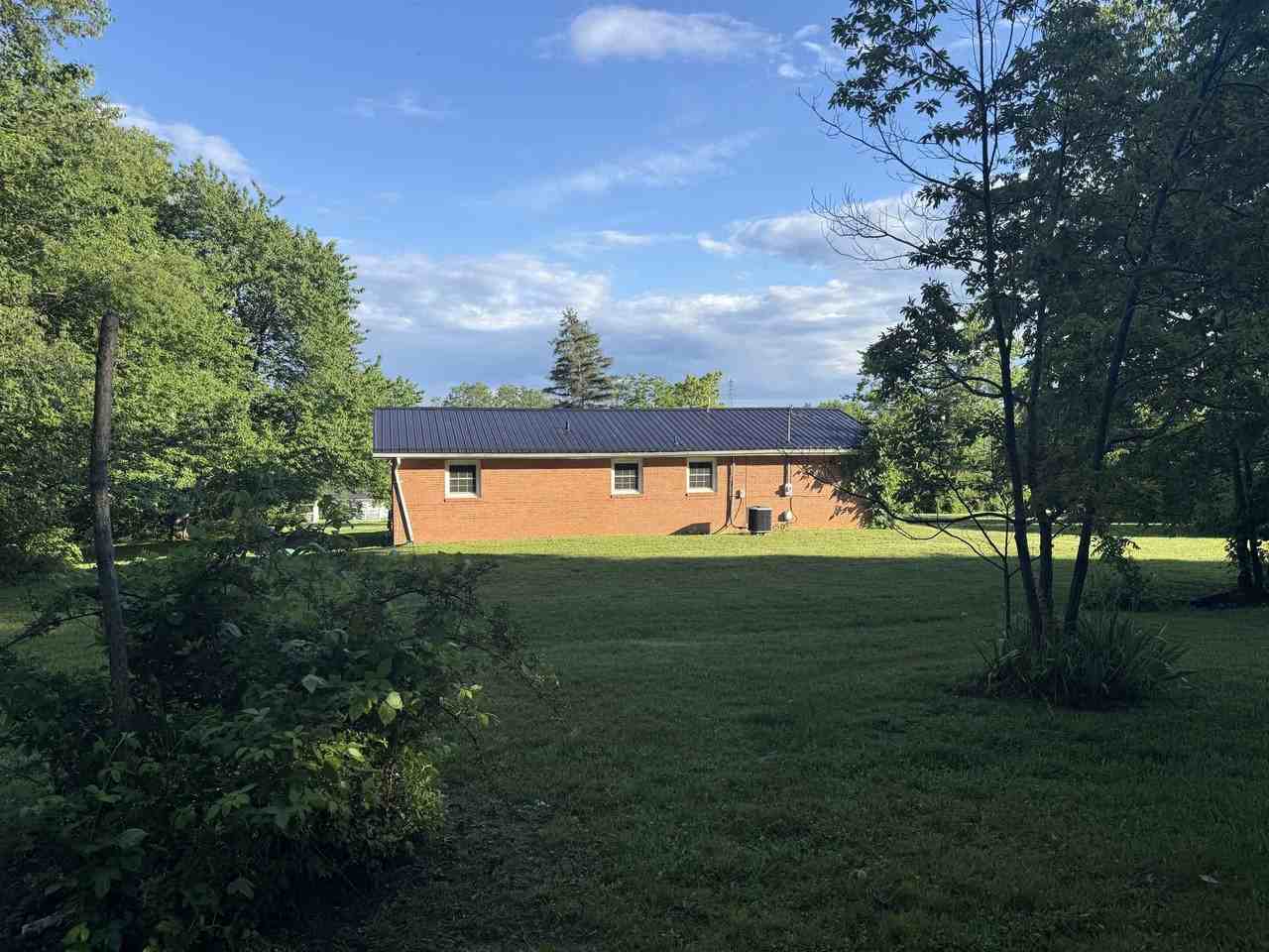 1610 Mud Pike - Photo 5 of 22