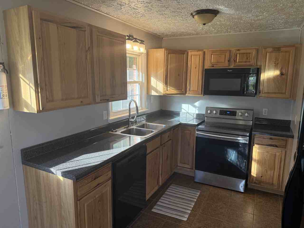 1610 Mud Pike - Photo 6 of 22