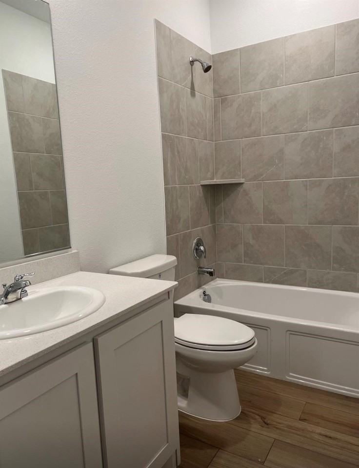 8012 Lindheimer Ln - Photo 5 of 6