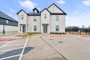 featured image of 2355 Spring Park Blvd