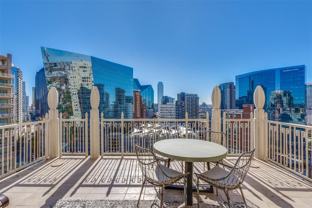 2555 N Pearl St #1402 - Photo 1 of 1