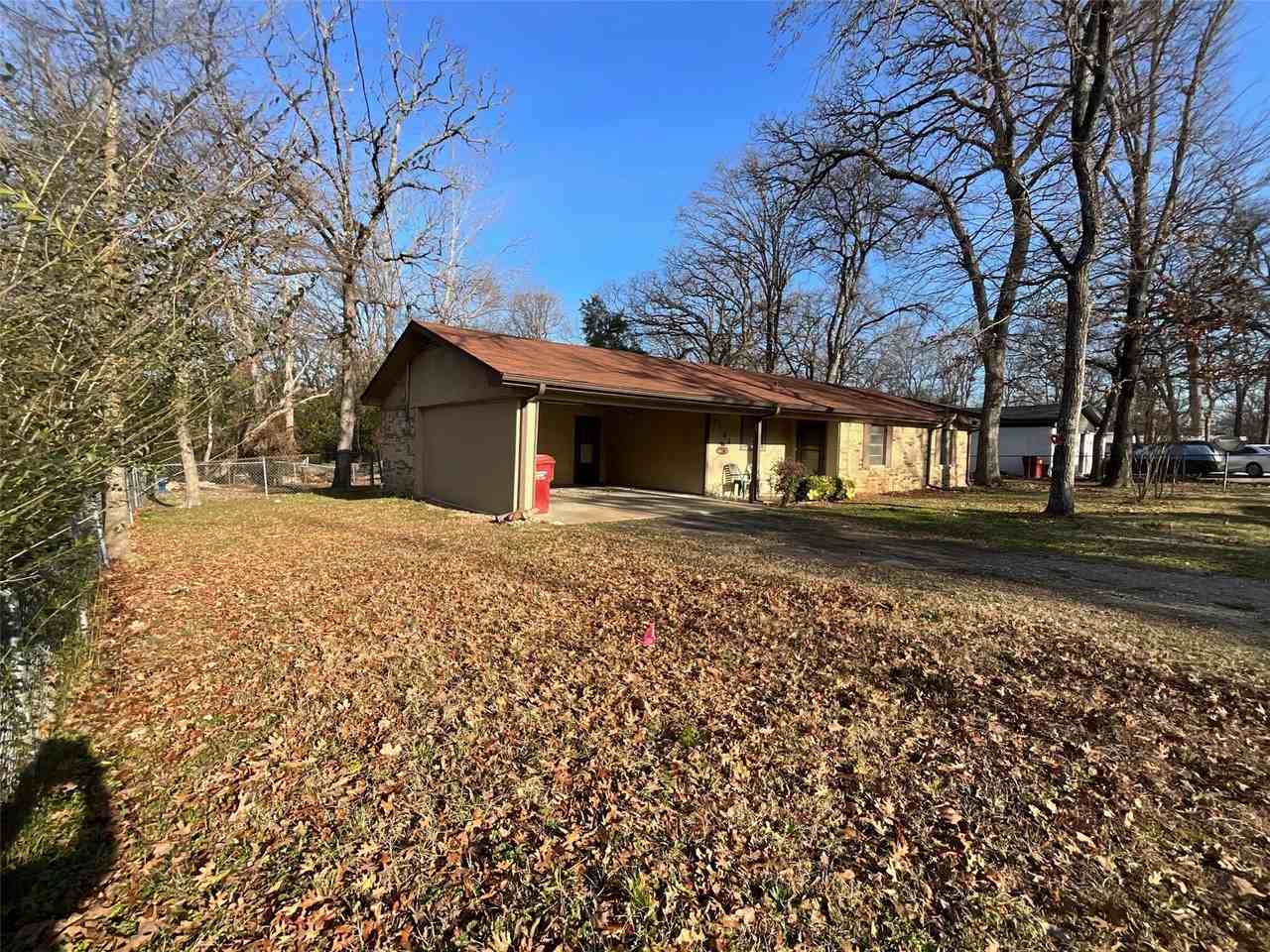 1361 Shady Ln - Photo 2 of 24