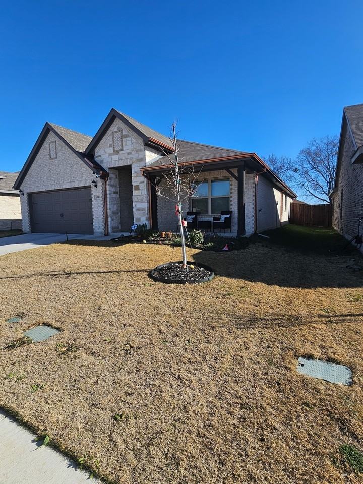 5740 Brookville Dr - Photo 2 of 15
