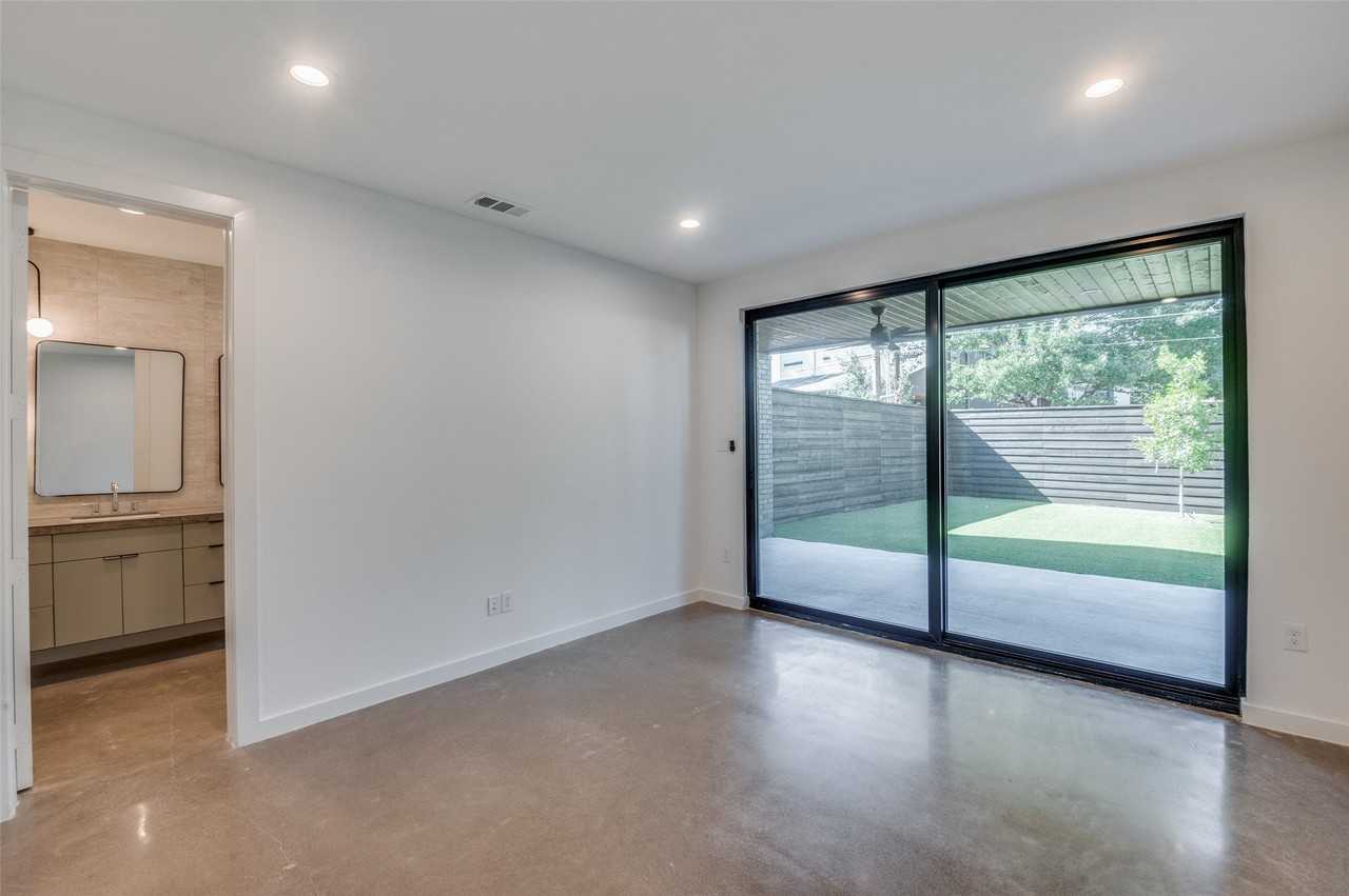4525 Weldon St - Photo 3 of 40