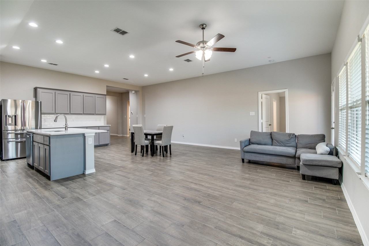 11441 Silver Queen Dr - Photo 4 of 25