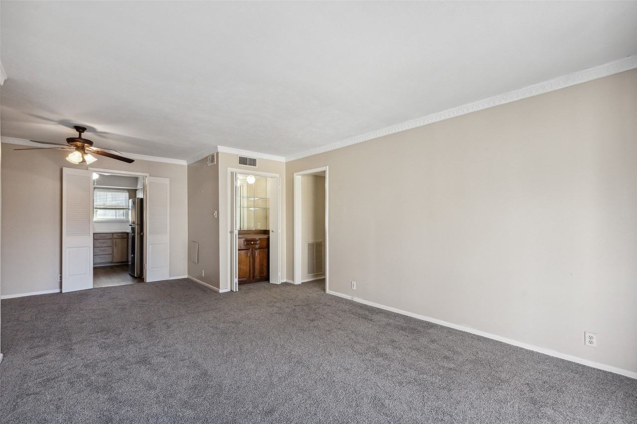 7918 Royal Ln #212 - Photo 5 of 24