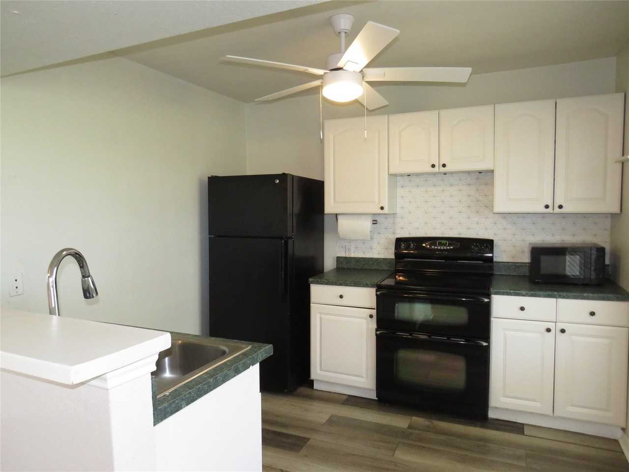 4657 S Bonnie Brae St - Photo 6 of 39
