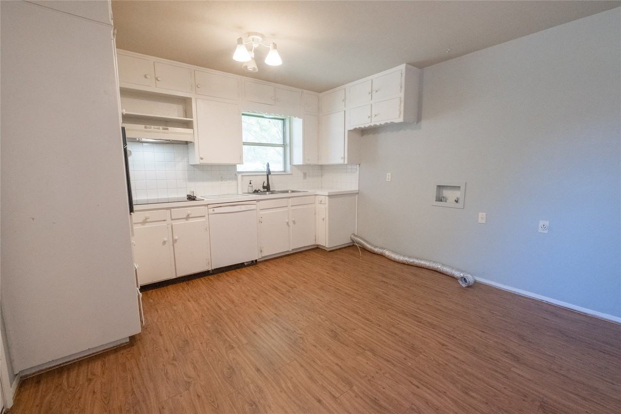 5101 Locke Ave #2900 - Photo 6 of 15