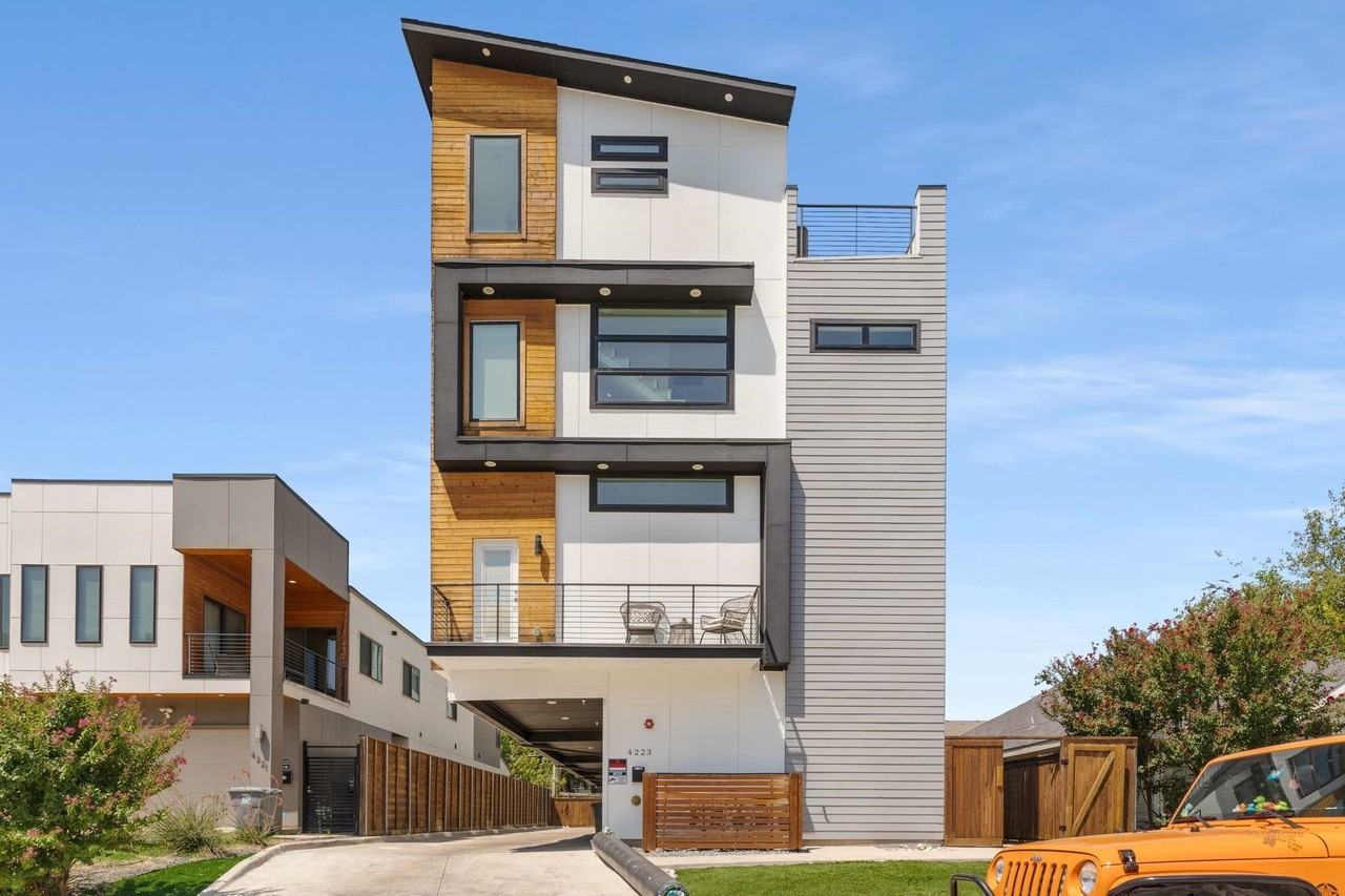 4223 Delano Pl #105