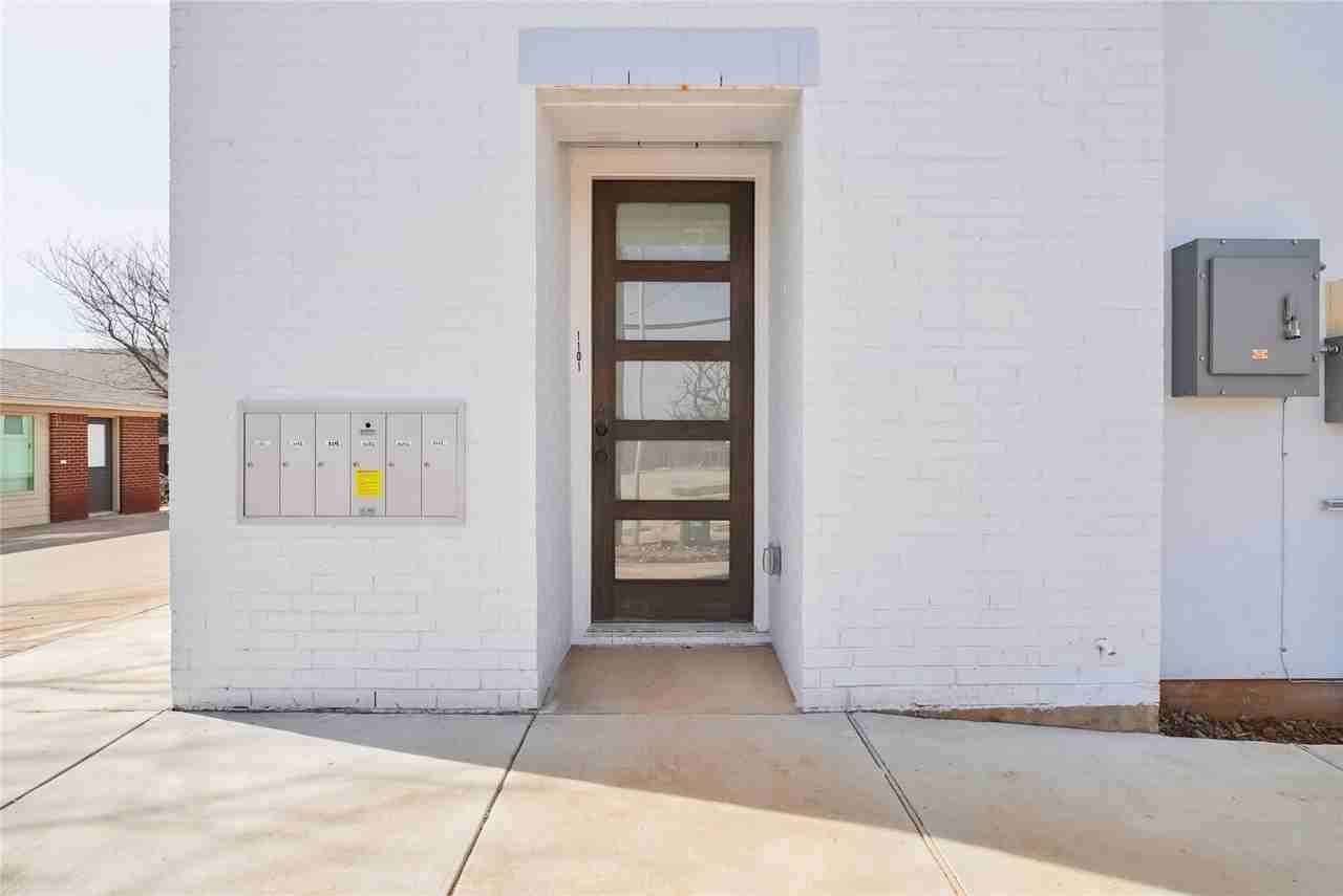 341 Bryan St #3101 - Photo 2 of 27