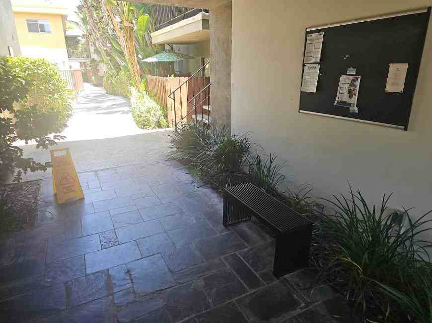 14413 Addison St - Photo 3 of 10