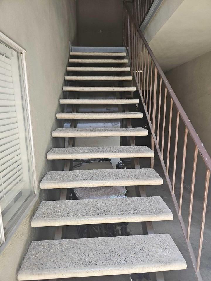 14413 Addison St - Photo 6 of 10