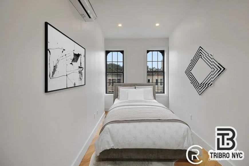 704 Macdonough St - Photo 4 of 6