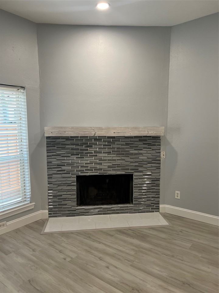3121 Rosedale Ave - Photo 6 of 16