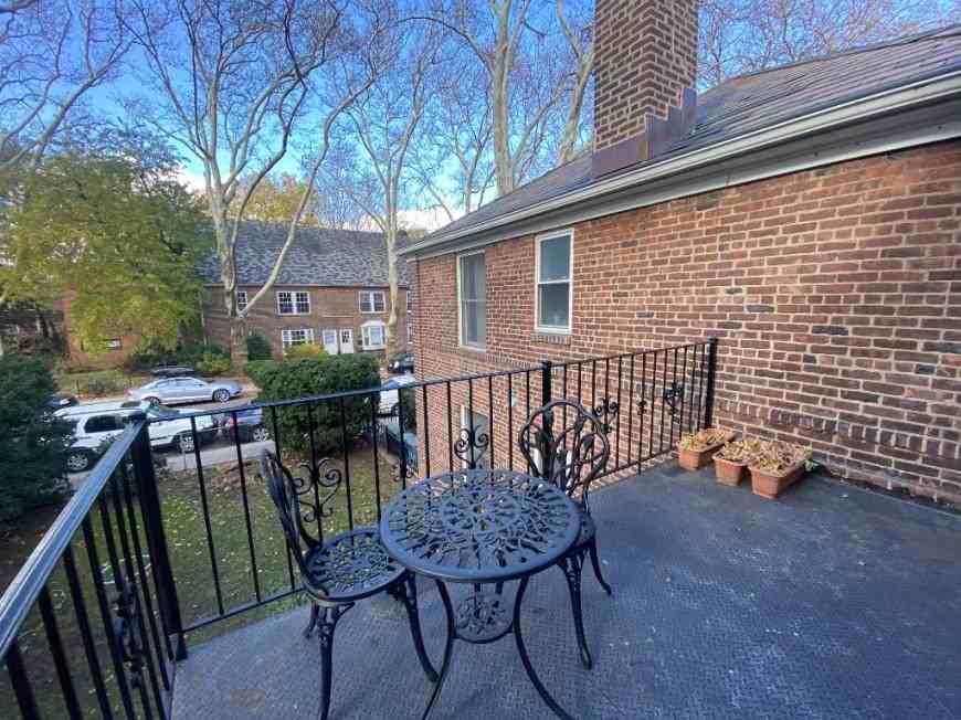 3959 45th St - Photo 6 of 7