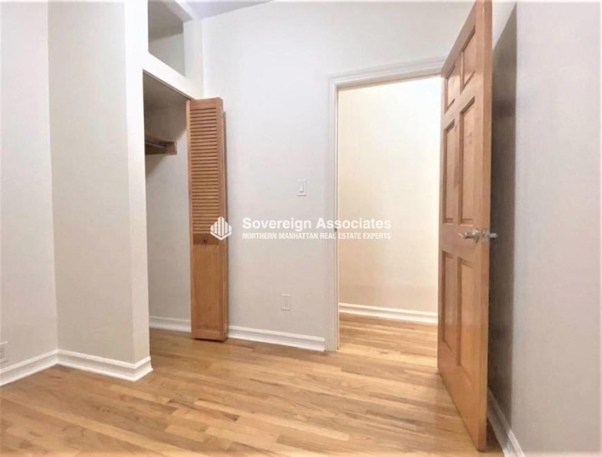 3135 Broadway - Photo 6 of 10