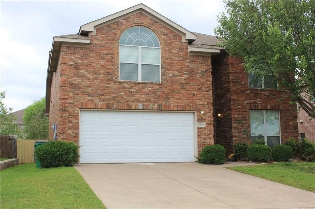 2425 Collier Dr - Photo 2 of 19