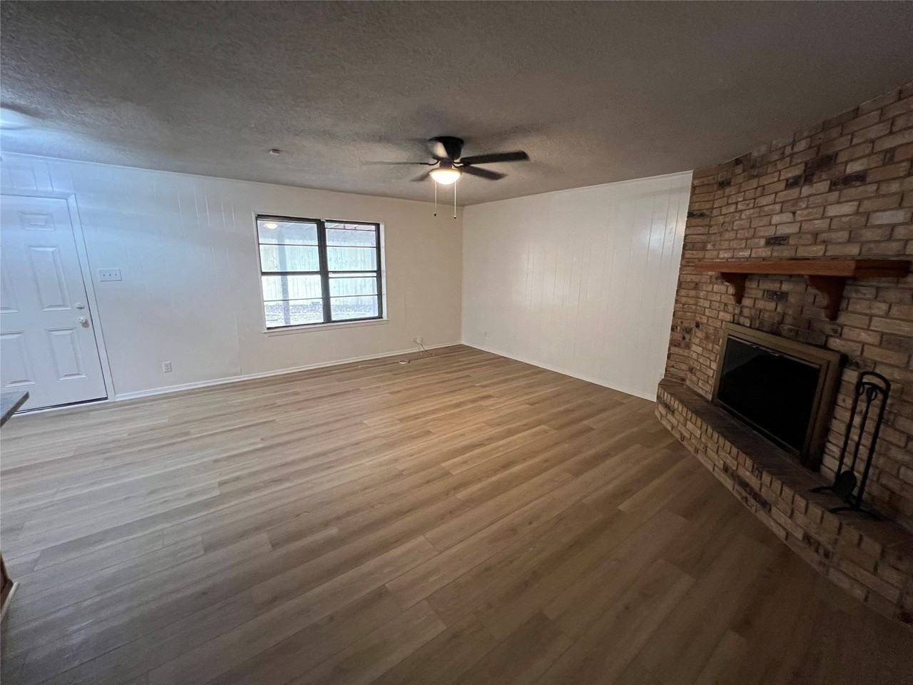 3021 Northridge Dr - Photo 2 of 13