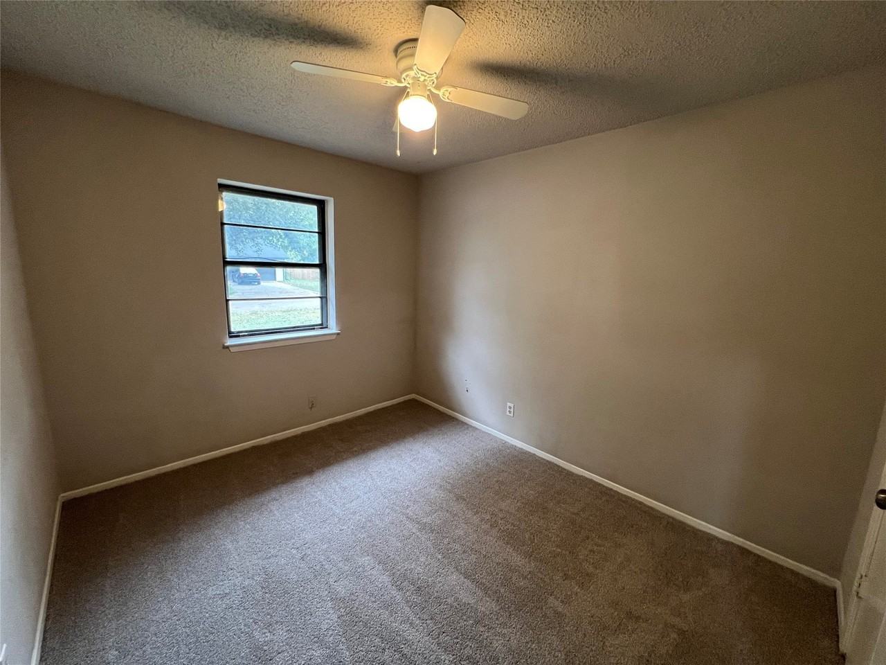 3021 Northridge Dr - Photo 6 of 13