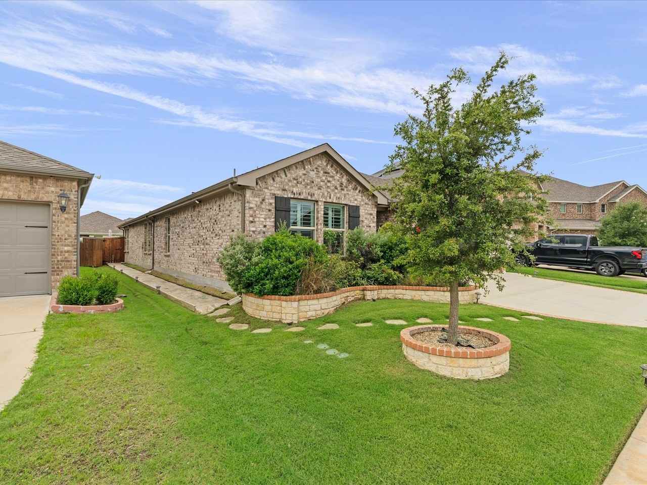 1512 Berry Ridge Trl - Photo 3 of 35