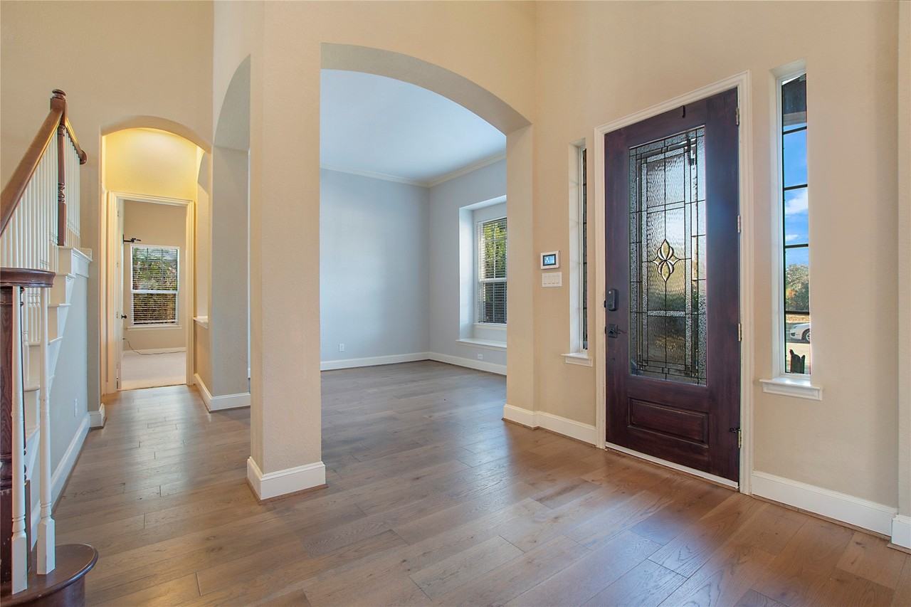 1838 Crowbridge Dr - Photo 5 of 34