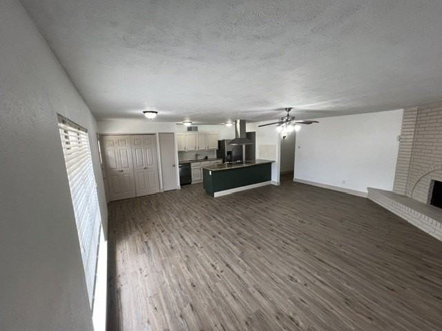 5217 Gates Dr - Photo 2 of 11