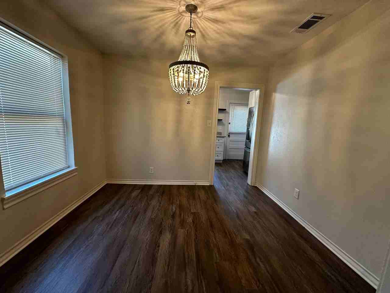3417 Clary Ave - Photo 6 of 23