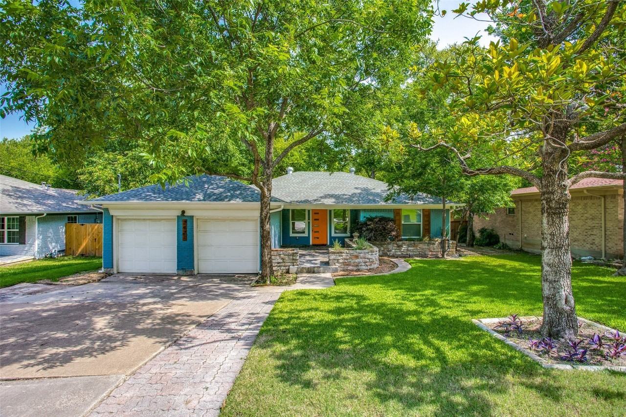 2427 Driftway Dr - Photo 2 of 24