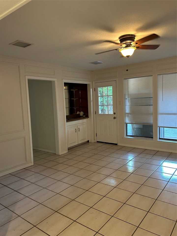 9 Oak Cir - Photo 3 of 18