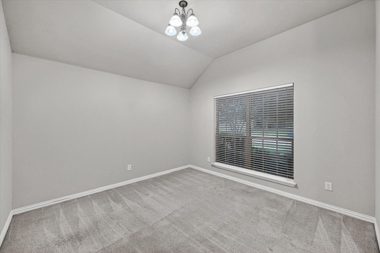 8204 Tierra Del Sol Rd - Photo 6 of 18