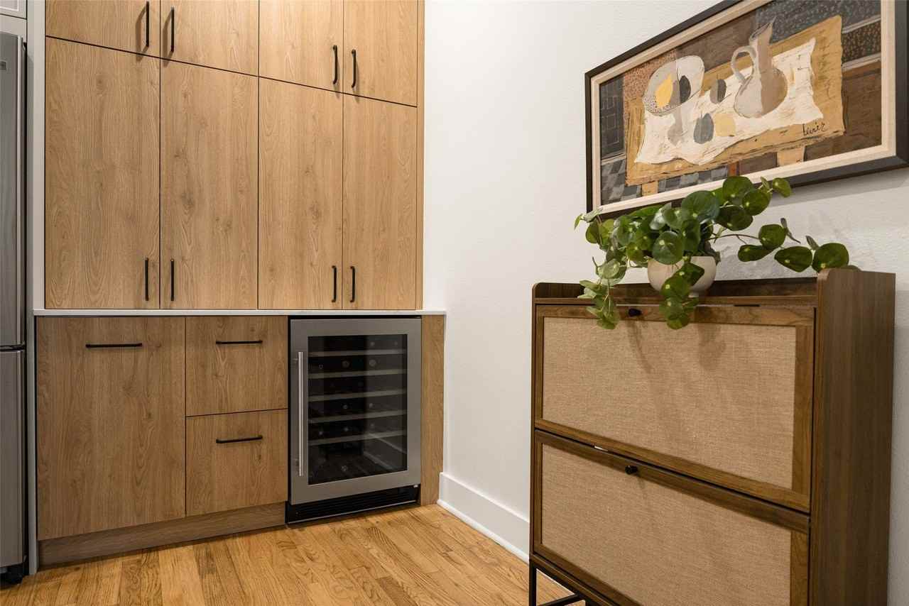 5711 Ross Ave #6 - Photo 7 of 23