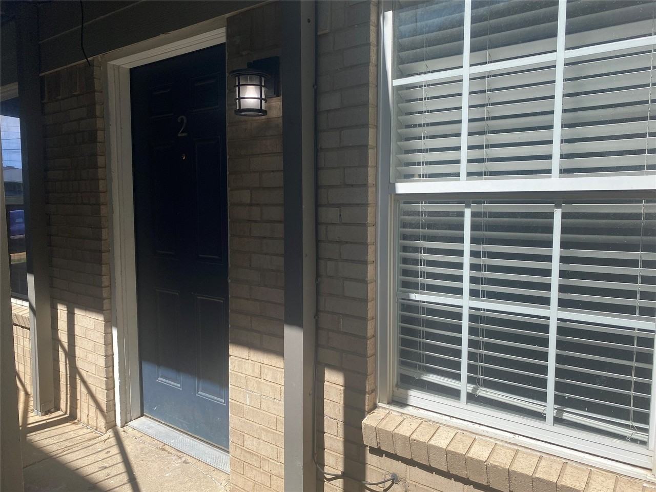 2532 Charlotte St #A2 - Photo 2 of 14