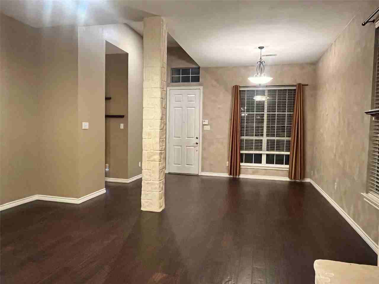 5313 Stone Brooke Xing - Photo 4 of 27