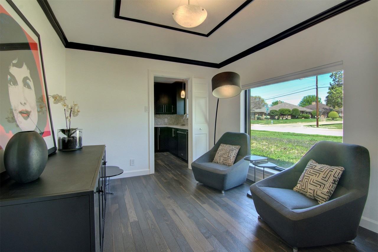 1609 Nevada Dr - Photo 5 of 28