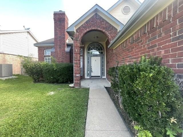4741 Birchbend Ln - Photo 3 of 24