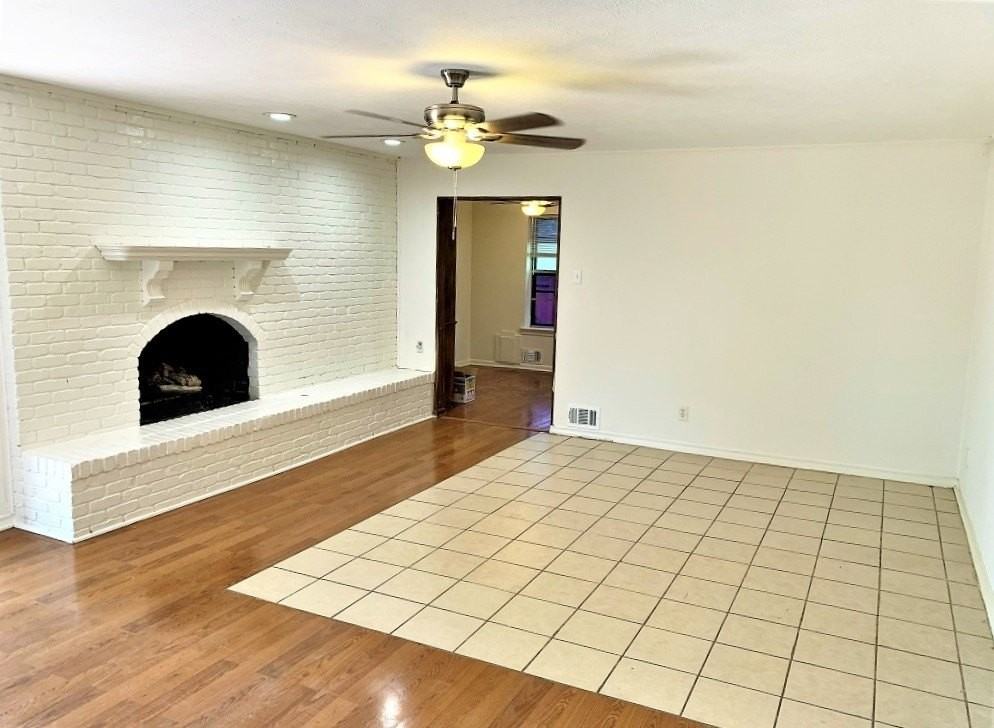3910 Bucknell Dr - Photo 4 of 24