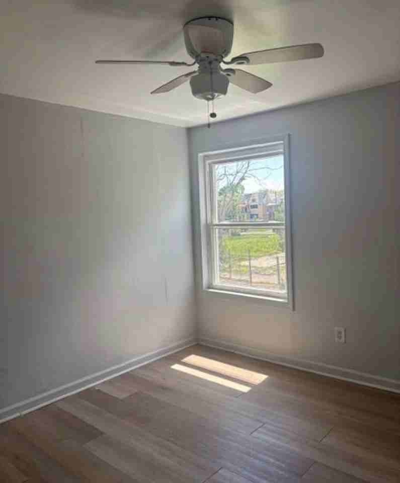 3295 Monterey St - Photo 3 of 12