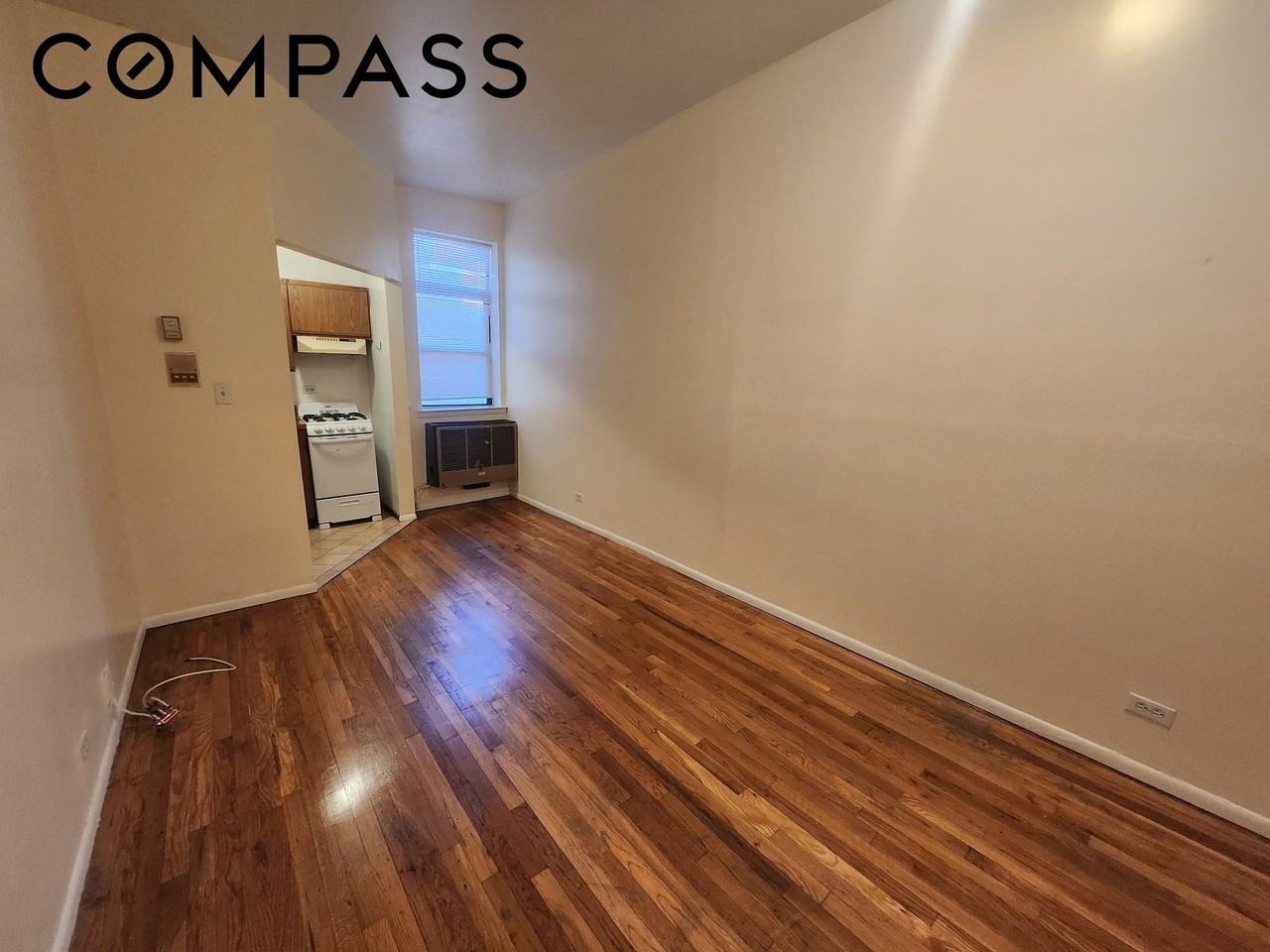 126 E 83rd St #2E - Photo 2 of 2