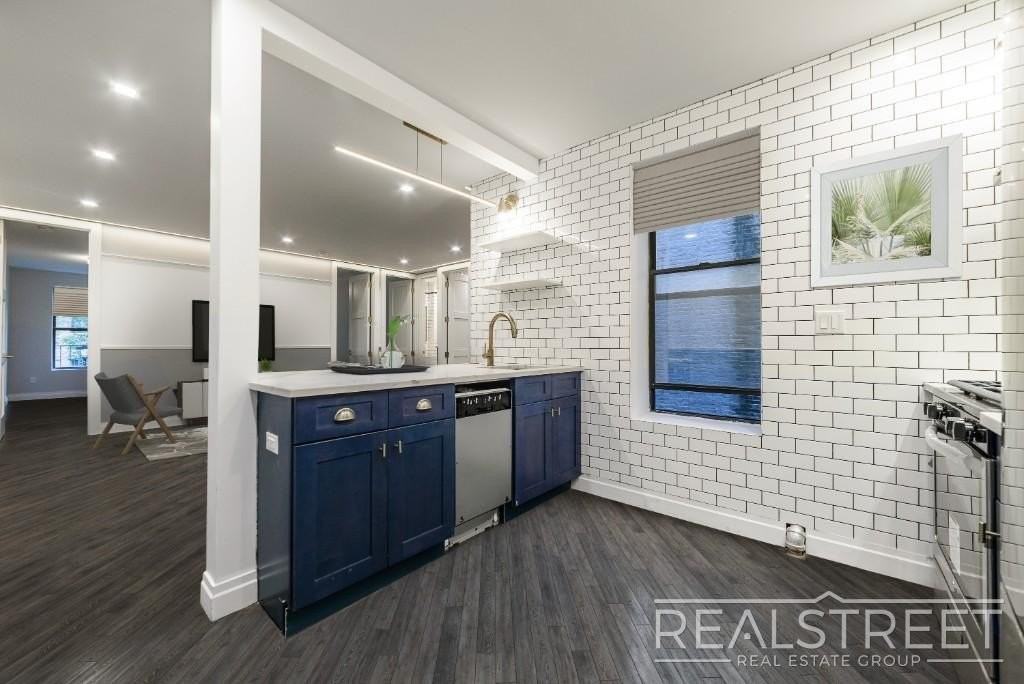 141 Joralemon St #3C - Photo 2 of 11