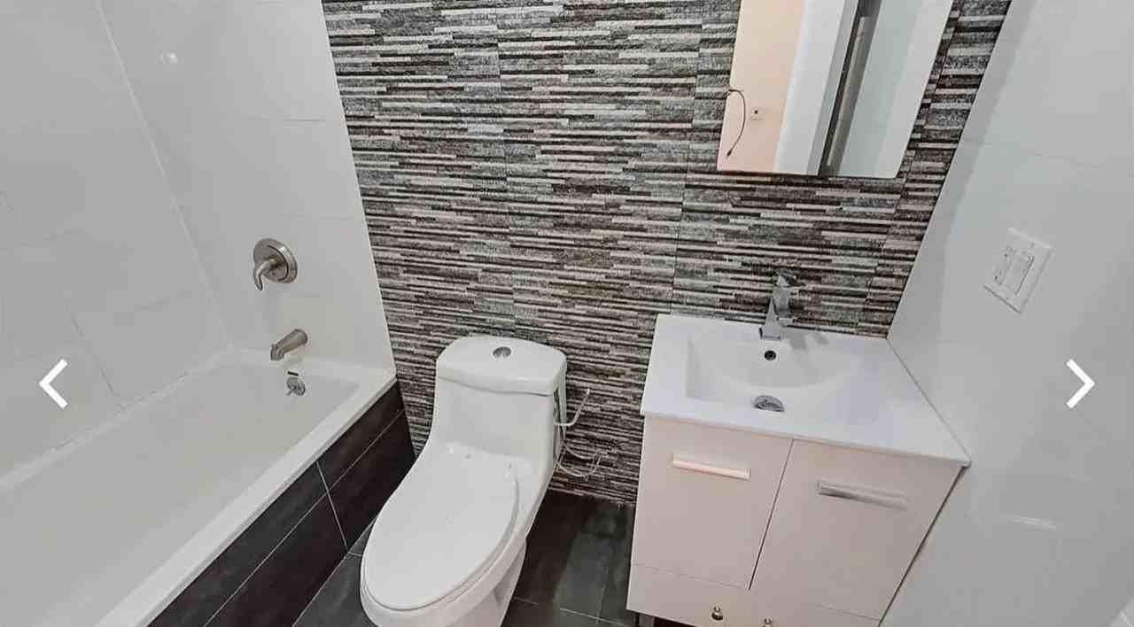 17 Goodwin Pl #2 - Photo 7 of 15