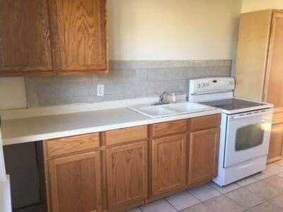 1757 Huron Rd Se - Photo 3 of 6