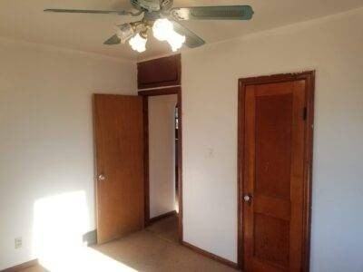 929 Devine St - Photo 4 of 6