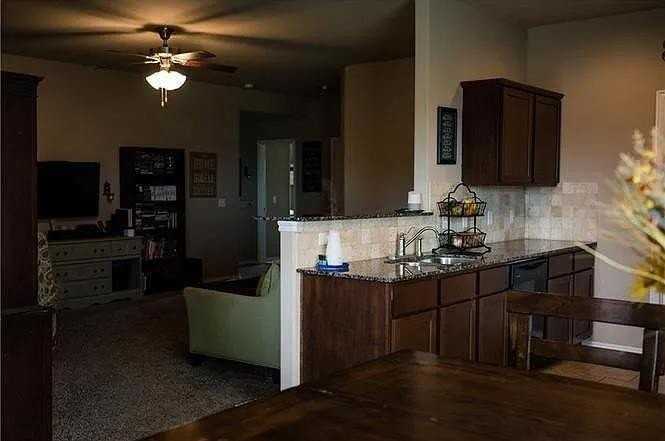 2921 Thompson Farm Ln - Photo 6 of 10