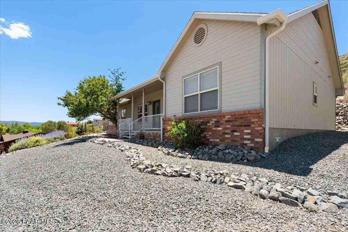 4968 Oriole Ct - Photo 3 of 26